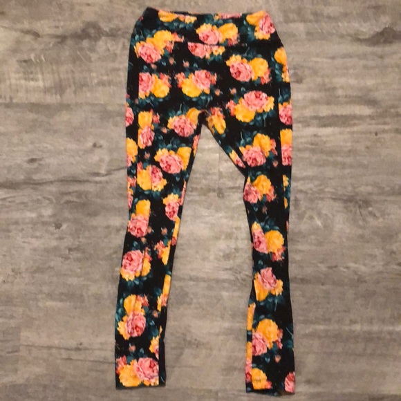 Lularoe Leggings: peonies - Picture 1 of 1